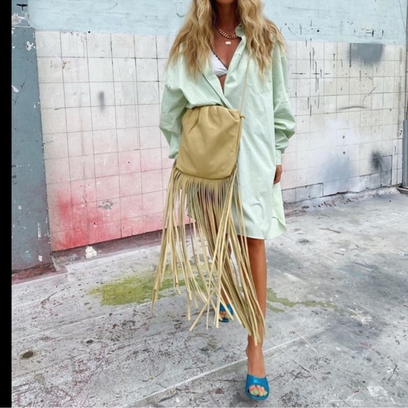 Bottega fringe pouch - Picture 2 of 7